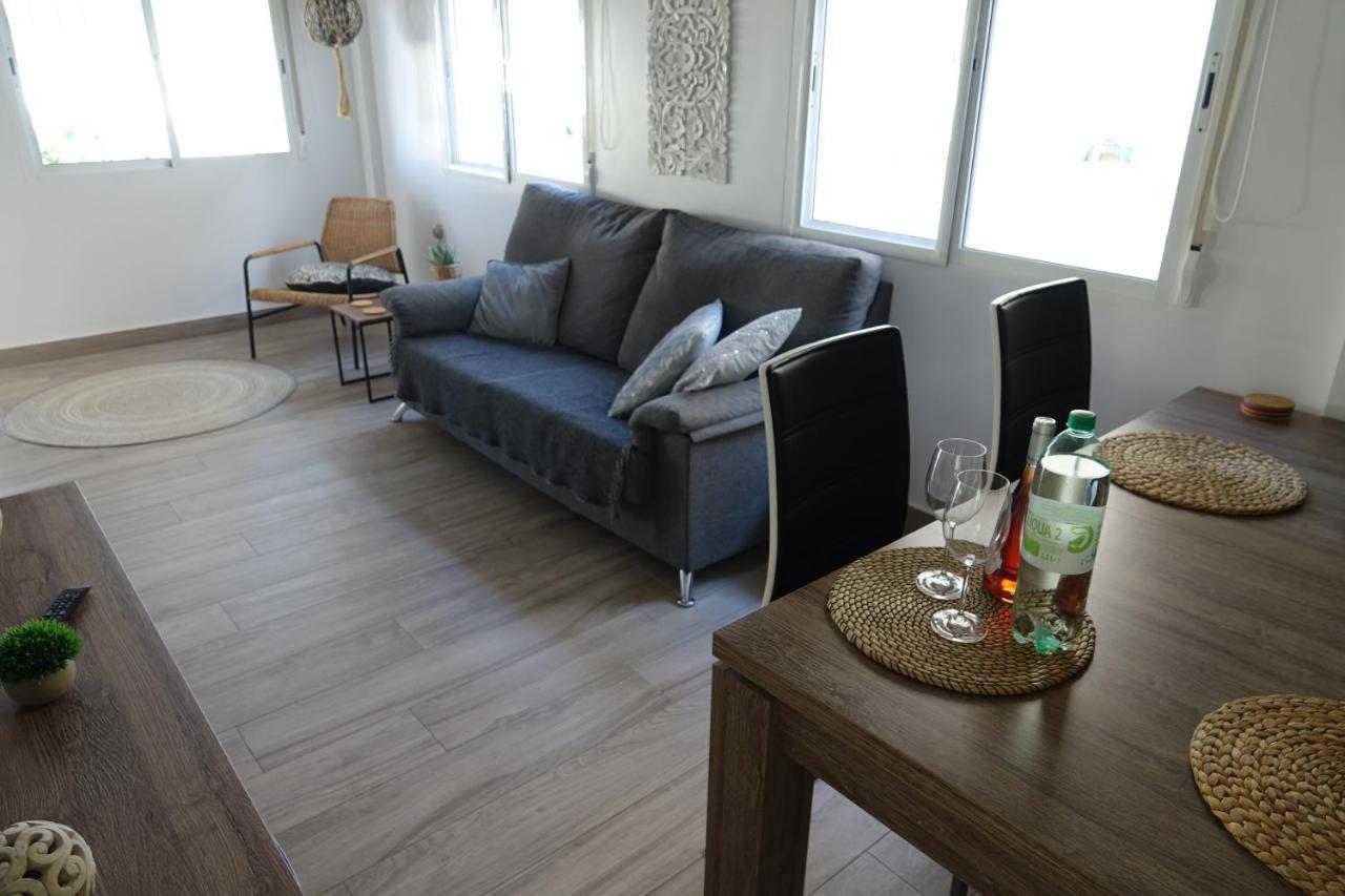 Villa Del Mar โอริอุเอลา ภายนอก รูปภาพ